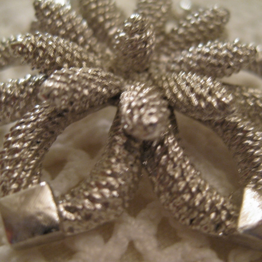 MONET FLOWER Brooch Monet SNOWFLAKE Pinecone 1980s